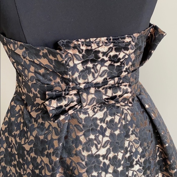 Black and Gold Folded Dress - Picture 3 of 8